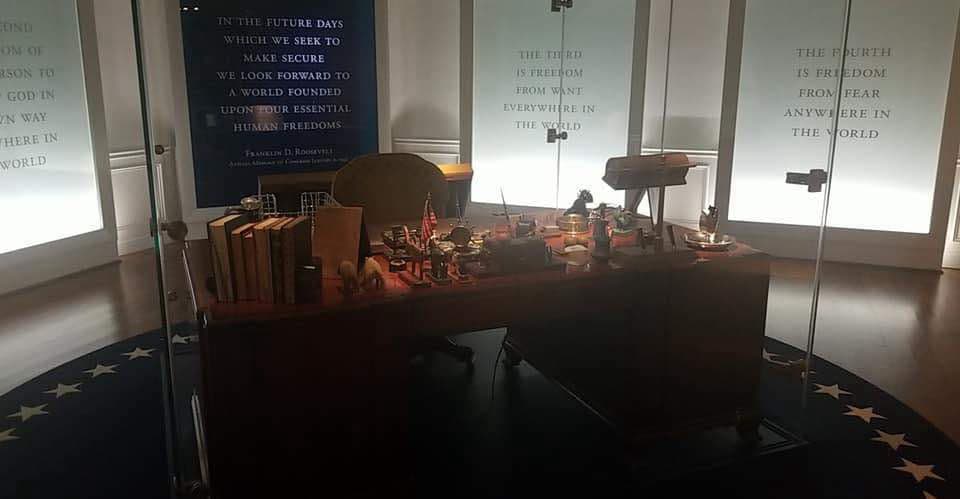 FDR Desk